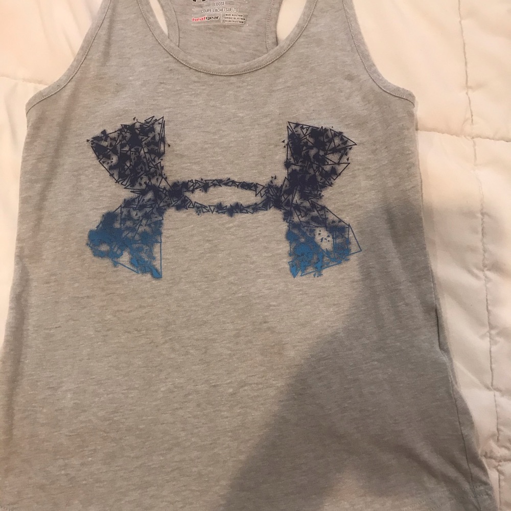 Under armour tank